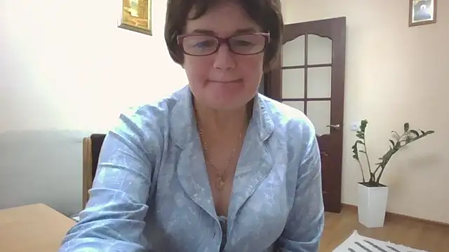 Galina56301 online show from October 10, 2025, 4:28 pm