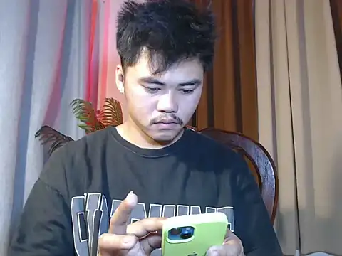 Snapshot of hot_emman chatting on June 10, 2026, 3:18 am hot emman online show from June 10, 2026, 3:18 am
