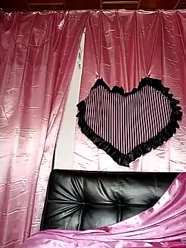 oxxy jean online show from November 15, 2025, 2:57 pm