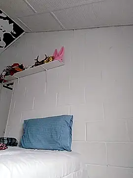 oxxy jean online show from February 23, 2026, 12:57 pm