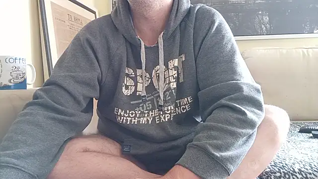 GeorgeGreece2025 online show from November 2, 2025, 10:06 am