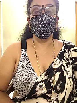 sweet-lotus online show from September 27, 2025, 5:34 am