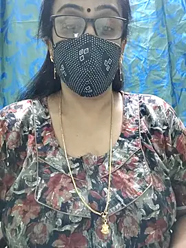 sweet-lotus online show from March 28, 2026, 5:01 pm