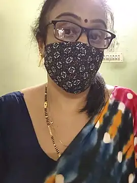 Snapshot of sweet-lotus chatting on June 15, 2026, 5:31 am sweet-lotus online show from June 15, 2026, 5:31 am