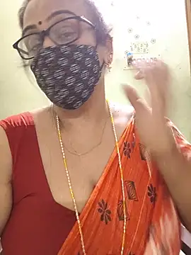 Snapshot of sweet-lotus chatting on July 7, 2026, 1:48 pm sweet-lotus online show from July 7, 2026, 1:48 pm
