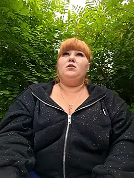 Snapshot of Miss_tits2025 chatting on June 3, 2026, 2:44 pm Miss tits2025 online show from June 3, 2026, 2:44 pm