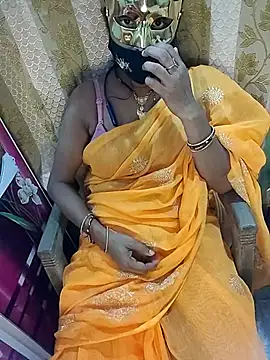 Snapshot of Hotty-Monaa chatting on September 14, 2025, 5:23 pm Hotty-Monaa online show from September 14, 2025, 5:23 pm