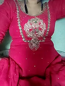 Snapshot of Hotty-Monaa chatting on November 16, 2025, 6:57 pm Hotty-Monaa online show from November 16, 2025, 6:57 pm