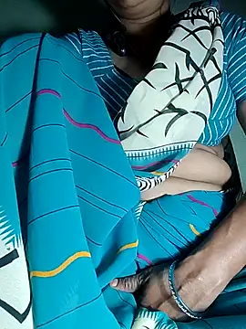 Snapshot of Hotty-Monaa chatting on November 27, 2025, 4:42 pm Hotty-Monaa online show from November 27, 2025, 4:42 pm