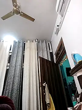 Snapshot of Cute-Janvi20 chatting on February 1, 2026, 4:38 pm Cute-Janvi20 online show from February 1, 2026, 4:38 pm