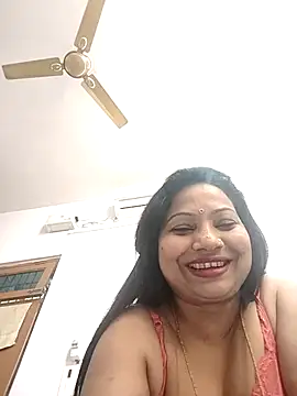 Snapshot of Cute-Janvi20 chatting on February 9, 2026, 5:39 pm Cute-Janvi20 online show from February 9, 2026, 5:39 pm