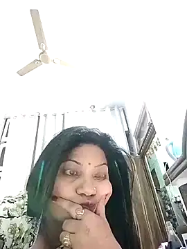 Snapshot of Cute-Janvi20 chatting on February 19, 2026, 4:19 am Cute-Janvi20 online show from February 19, 2026, 4:19 am