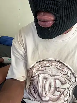 Snapshot of fuckboydud chatting on May 13, 2026, 5:49 am fuckboydud online show from May 13, 2026, 5:49 am