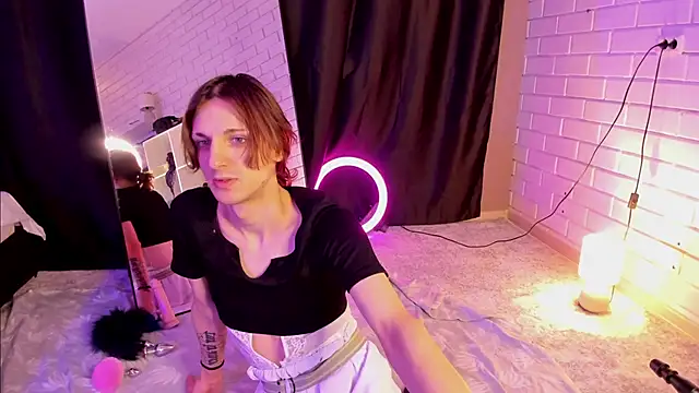 Anjela Botton online show from November 28, 2025, 6:32 pm