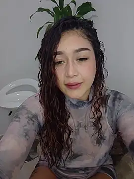 Snapshot of LilithAmber11 chatting on November 14, 2025, 11:35 pm LilithAmber11 online show from November 14, 2025, 11:35 pm