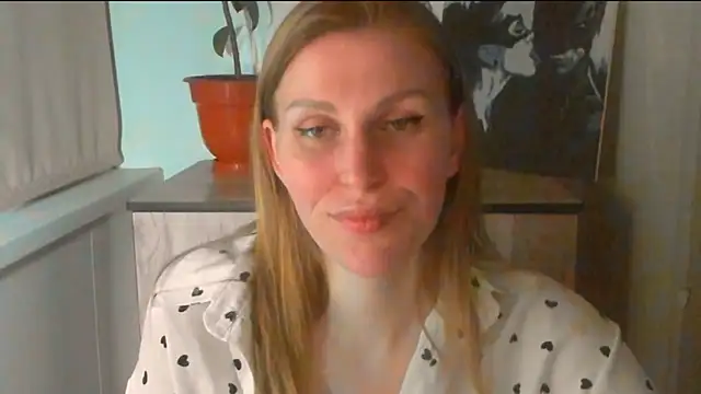 Snapshot of JuliaMuuun chatting on March 30, 2026, 8:10 pm JuliaMuuun online show from March 30, 2026, 8:10 pm