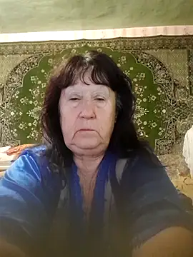 CrystalLime6411 online show from November 8, 2025, 6:24 am