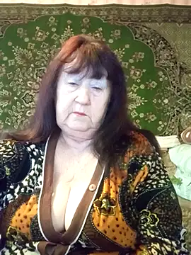 CrystalLime6411 online show from February 26, 2026, 1:21 pm