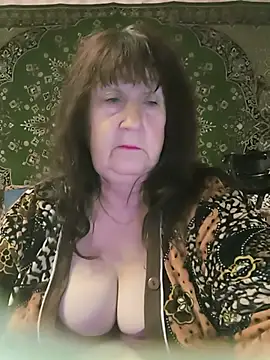CrystalLime6411 online show from May 29, 2026, 8:51 pm