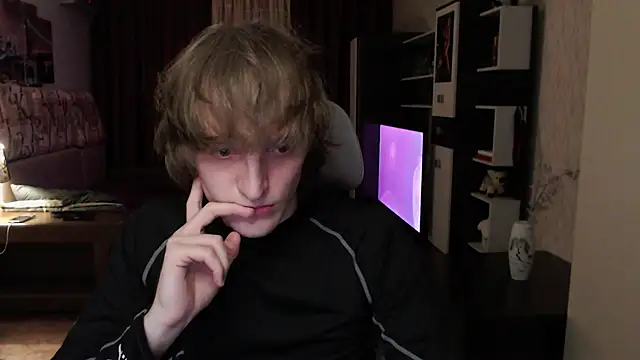 Playersuperstar online show from February 18, 2026, 7:21 pm