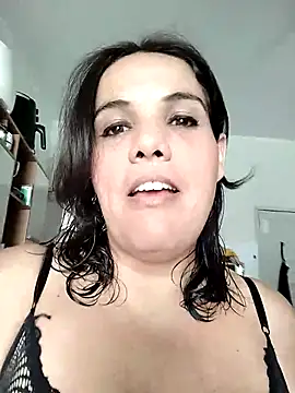 Snapshot of Bellapotencia1985 chatting on September 12, 2025, 11:21 am Bellapotencia1985 online show from September 12, 2025, 11:21 am