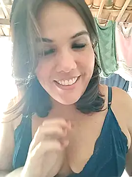 Snapshot of Bellapotencia1985 chatting on September 24, 2025, 10:29 am Bellapotencia1985 online show from September 24, 2025, 10:29 am