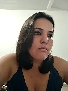 Snapshot of Bellapotencia1985 chatting on October 4, 2025, 9:29 am Bellapotencia1985 online show from October 4, 2025, 9:29 am