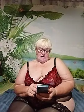Snapshot of VioletSweet5566 chatting on July 13, 2026, 6:22 pm VioletSweet5566 online show from July 13, 2026, 6:22 pm