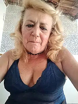 Belladama61 online show from February 7, 2026, 4:43 pm