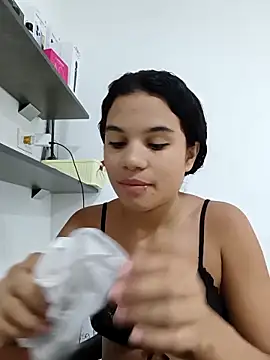 Little-Pussy-Sweet online show from September 11, 2025, 1:11 pm