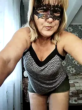 AliceGold5231 online show from June 25, 2026, 5:34 am