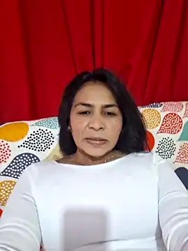 floresblancas online show from May 29, 2026, 2:37 pm