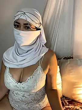 Snapshot of Amyraa_ chatting on November 6, 2025, 12:17 pm Amyraa online show from November 6, 2025, 12:17 pm