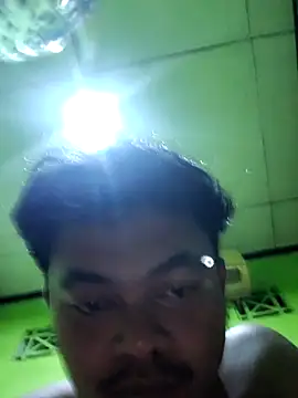 Snapshot of bagasFreedom chatting on March 24, 2026, 7:41 pm bagasFreedom online show from March 24, 2026, 7:41 pm