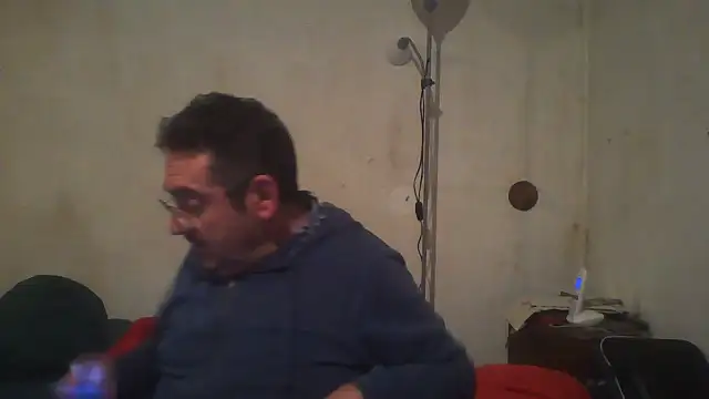 Snapshot of Jouons-ensembles2 chatting on November 29, 2025, 2:25 am Jouons-ensembles2 online show from November 29, 2025, 2:25 am