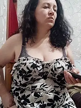 Velvet3451 online show from November 13, 2025, 8:41 pm