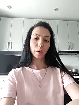 Snapshot of Princessa99885 chatting on June 1, 2026, 12:40 pm Princessa99885 online show from June 1, 2026, 12:40 pm