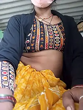 Snapshot of MISS_LOVE_001 chatting on October 23, 2025, 8:46 am MISS LOVE 001 online show from October 23, 2025, 8:46 am