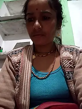 Snapshot of MISS_LOVE_001 chatting on December 5, 2025, 6:26 pm MISS LOVE 001 online show from December 5, 2025, 6:26 pm