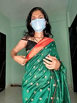 Shivani2002 online show from February 8, 2026, 6:00 pm