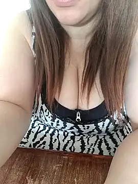 Madam-bezoul- online show from January 17, 2026, 12:43 pm