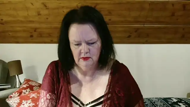 TiffanyMature online show from December 14, 2025, 9:19 pm