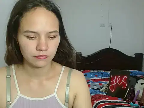 Snapshot of yarafuckass chatting on February 9, 2026, 7:29 pm yarafuckass online show from February 9, 2026, 7:29 pm