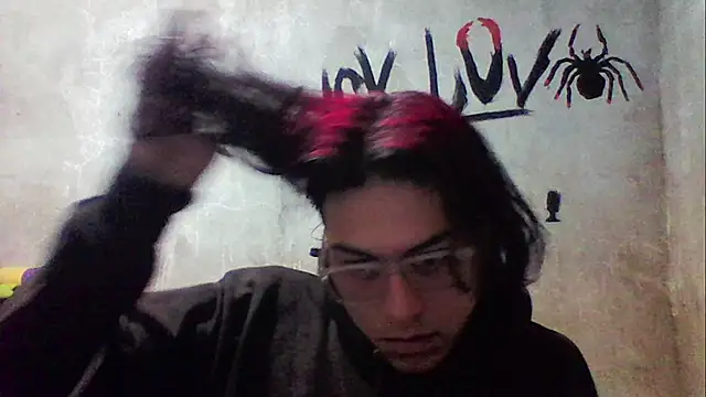 dirty model online show from November 25, 2025, 4:56 am