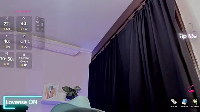 Snapshot of emmabridgerton chatting on October 25, 2025, 8:25 pm emmabridgerton online show from October 25, 2025, 8:25 pm