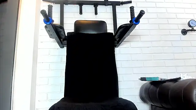 ItaloMoore online show from February 28, 2026, 12:28 pm