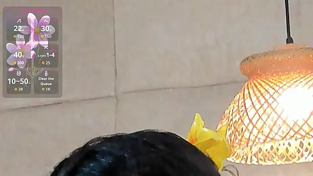 Snapshot of VioletHilton chatting on September 26, 2025, 6:56 pm VioletHilton online show from September 26, 2025, 6:56 pm