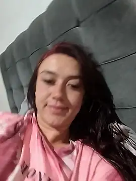 Amy Kobold3 online show from January 14, 2026, 2:33 pm