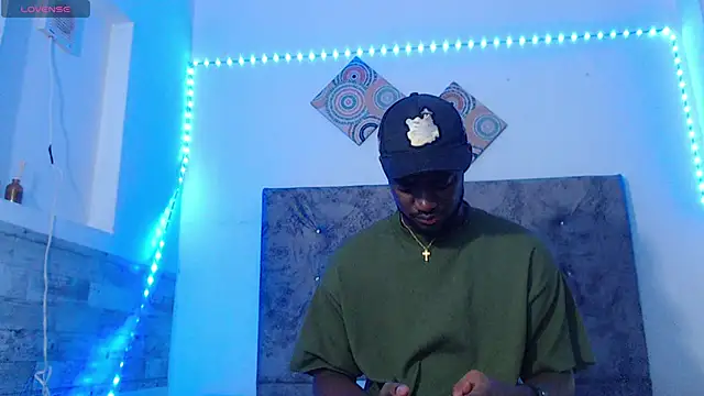 Snapshot of eebony_stallion chatting on June 21, 2026, 2:58 am eebony stallion online show from June 21, 2026, 2:58 am