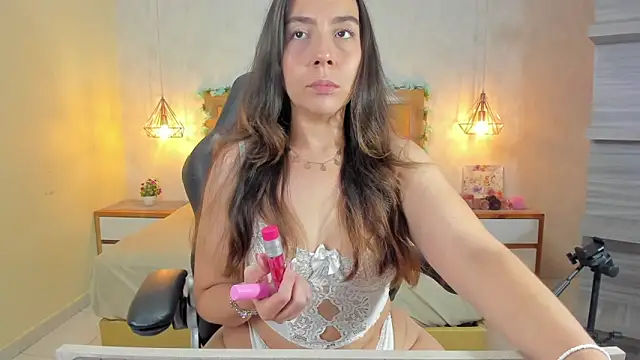 MELISSAROUGE online show from January 8, 2026, 7:38 pm